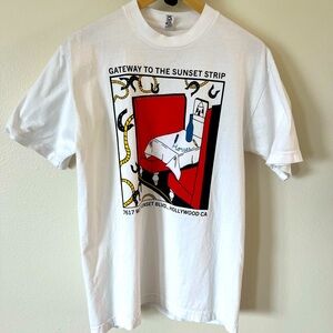 NWOT Graphic Tee From "Horses" Restaurant Hollywood